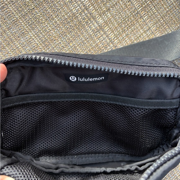 lululemon athletica Black Belt Bag for women - Picture 2 of 3
